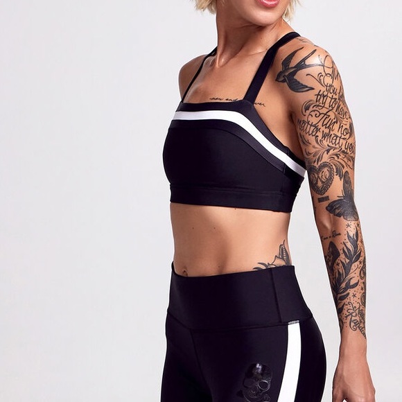 SOUL by SoulCycle With the Band Sports Bra Tuxedo Stripe Sports Bra Size Small - Picture 6 of 6